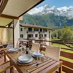 Cristal Des Glaces, Mont Blanc View, Alpes Agency, Sleeps 6 * Chamonix