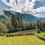 Cristal Des Glaces, Mont Blanc View, Alpes Agency, Sleeps 6 Apartment Chamonix
