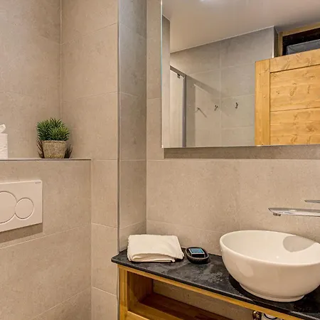 Cristal Des Glaces, Mont Blanc View, Alpes Travel, Sleeps 6 * Шамоні