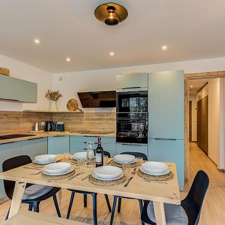 Cristal Des Glaces, Mont Blanc View, Alpes Agency, Sleeps 6 Apartman