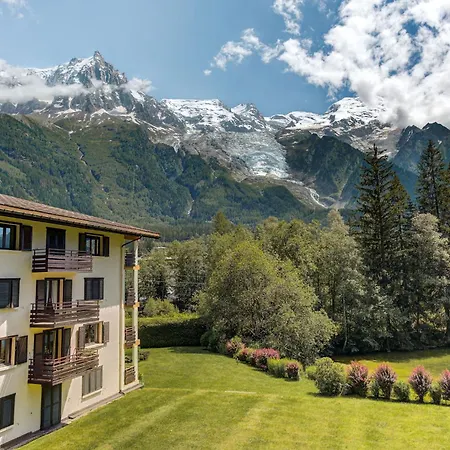 Apartment Cristal Des Glaces, Mont Blanc View, Alpes Agency, Sleeps 6