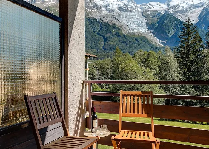 Cristal Des Glaces, Mont Blanc View, Alpes Travel, Sleeps 6 Apartment *
