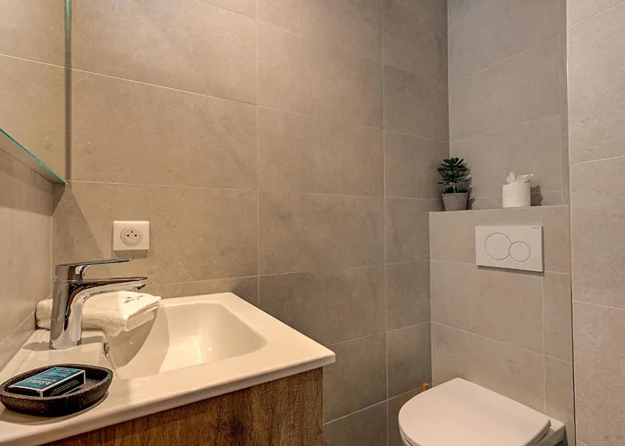 Apartment Cristal Des Glaces, Mont Blanc View, Alpes Travel, Sleeps 6 *