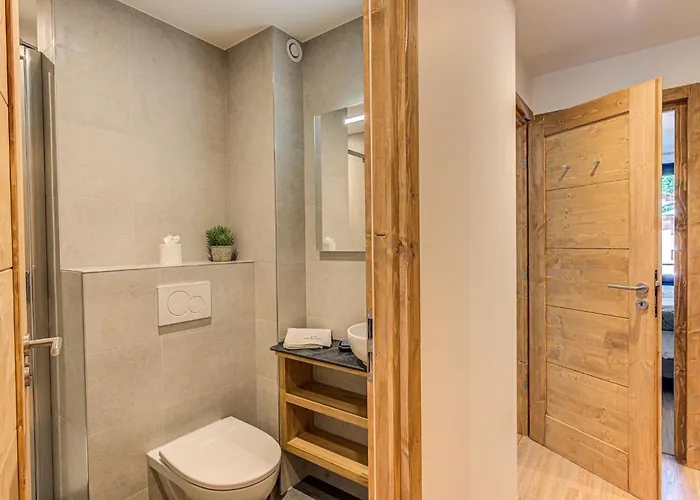 Cristal Des Glaces, Mont Blanc View, Alpes Travel, Sleeps 6