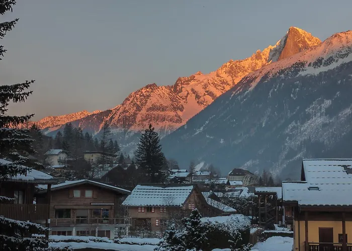 Appartement Cristal Des Glaces, Mont Blanc View, Alpes Travel, Sleeps 6